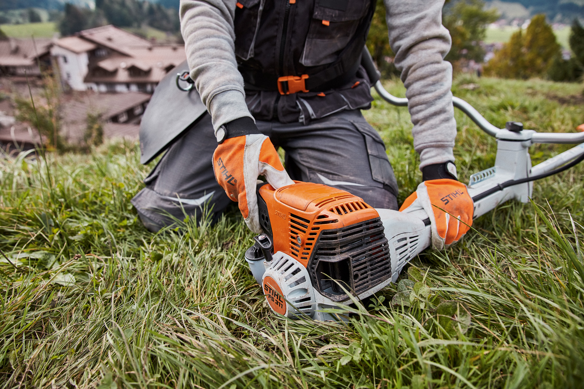 https://www.stihl.in/content/dam/stihl/mediapool/products/brushcutters-and-clearing-saws/petrol/fs-311/f51a4e68f59f44779ed7546b36181a3f.jpg